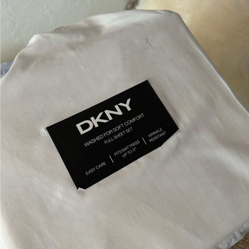 DKNY White Full Sheet Set